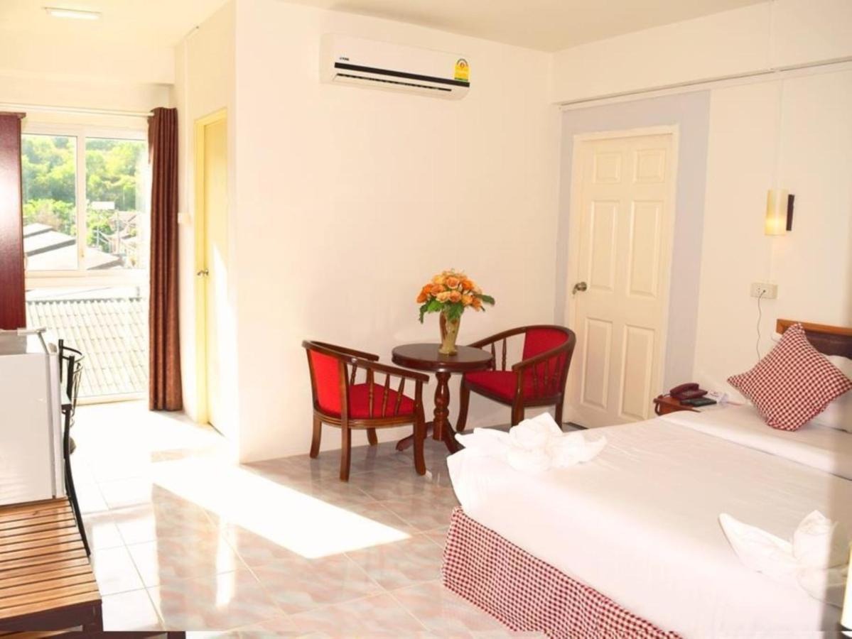 Hotel De Ratt Phuket Exterior photo