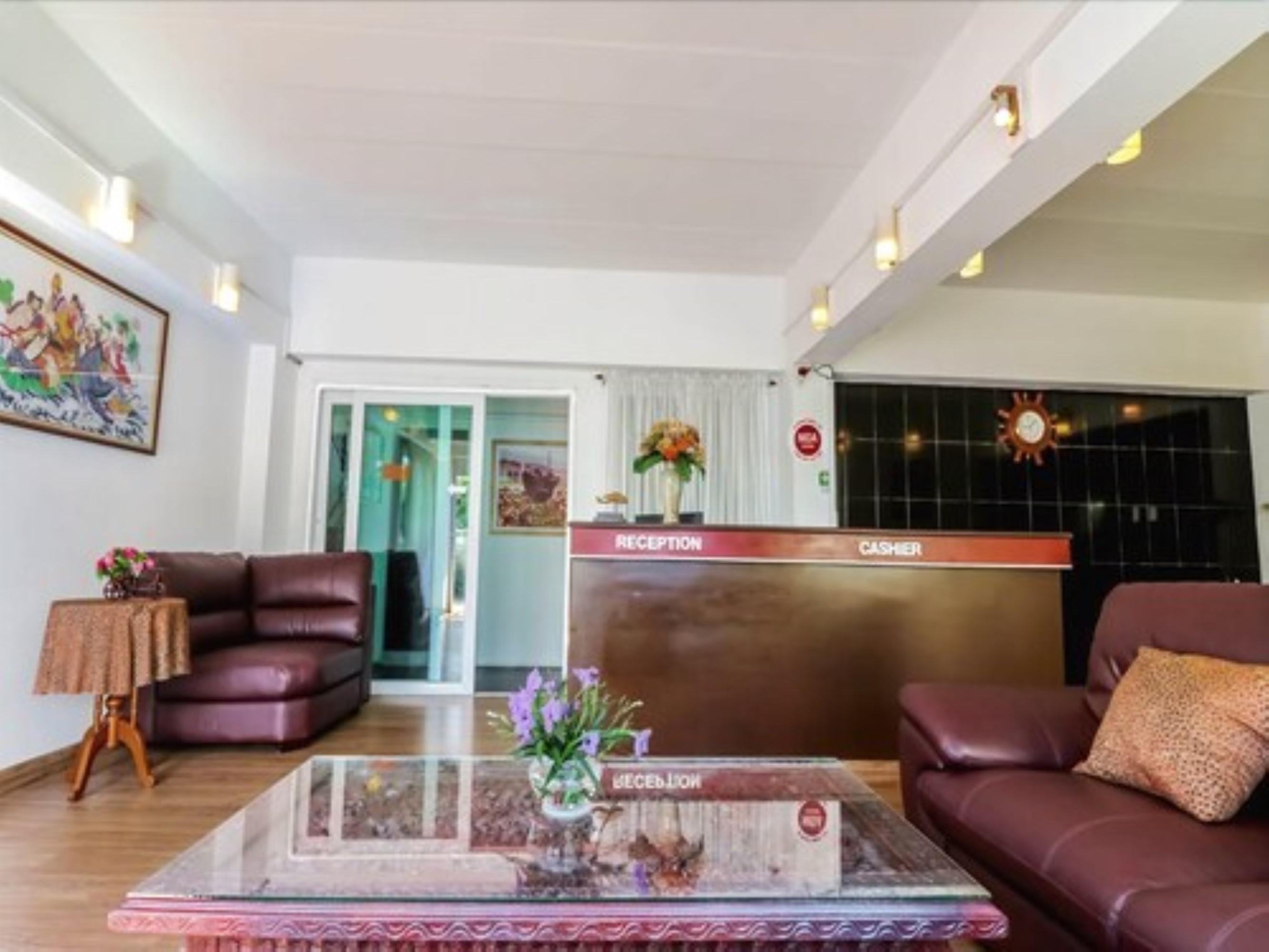 Hotel De Ratt Phuket Exterior photo
